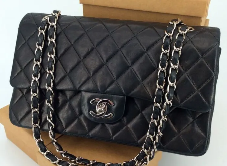 Chanel Classic Double Flap Handtasche Leder  ansehen