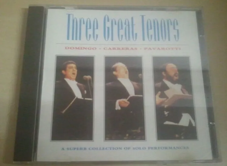 CD--THREE GREAT TENORS-DOMINGO-CARRERAS-PAVAROTTI--ALBUM ansehen