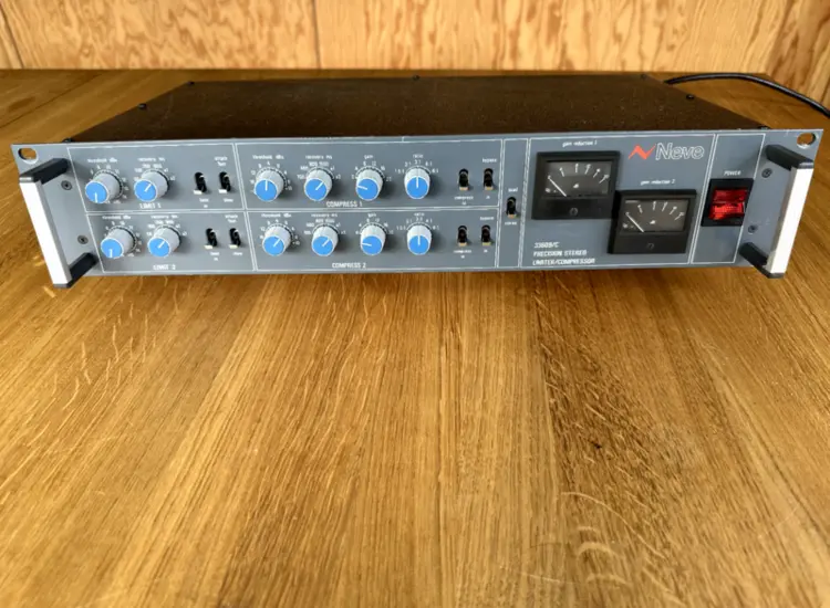 Neve 33609/C Kompressor Diskreter  ansehen